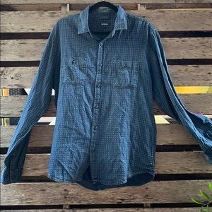 Express long sleeve button down